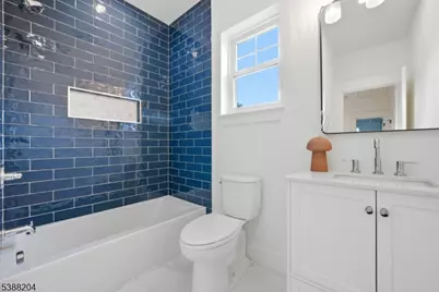 8 Lionel St, Clark Township, NJ 07066 - Photo 38