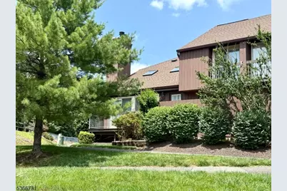 4632 Bloomingdale Dr, Hillsborough Township, NJ 08844 - Photo 2