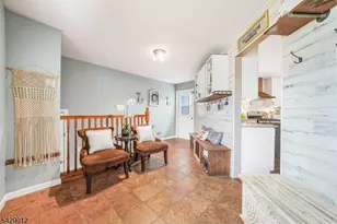 30 Oakley Way, Wayne, NJ 07470 - Photo 2
