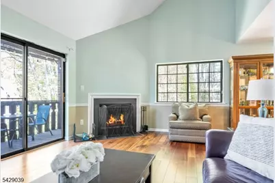 3202 Stowe Ln, Mahwah, NJ 07430 - Photo 8