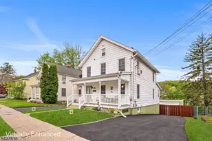 28 Clinton St, Newton, NJ 07860 - Photo 2