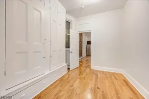 147 New York Ave, Jersey City, NJ 07307 - Photo 10