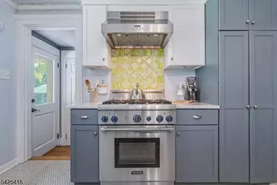 231 Watchung Ave, Montclair, NJ 07043 - Photo 16