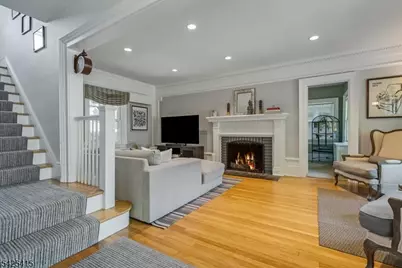 231 Watchung Ave, Montclair, NJ 07043 - Photo 6
