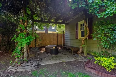 231 Watchung Ave, Montclair, NJ 07043 - Photo 38