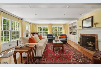 638 Mountain Ave, Berkeley Heights Township, NJ 07922 - Photo 4