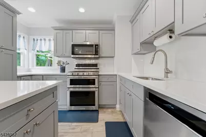 15 Van Buren Ave, Cranford Township, NJ 07016 - Photo 6