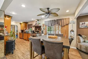 17 Stafford Rd, Parsippany, NJ 07054 - Photo 12