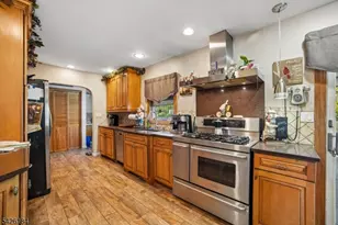 17 Stafford Rd, Parsippany, NJ 07054 - Photo 16