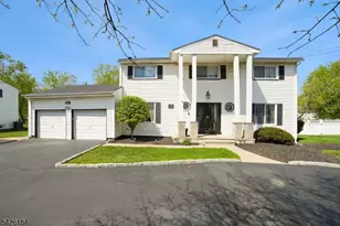 17 Stafford Rd, Parsippany, NJ 07054 - Photo 2
