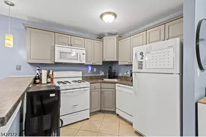826 W Grand St, Unit 2K, Elizabeth, NJ 07202 - Photo 8