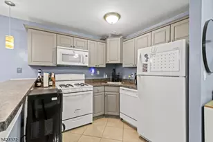 826 W Grand St, Elizabeth, NJ 07202 - Photo 8