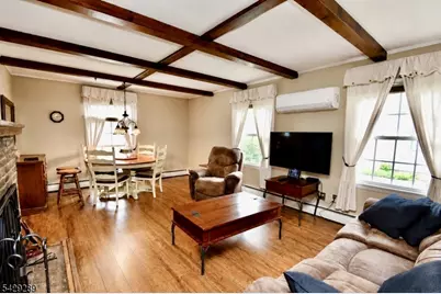 16 Pequot Trl, Jefferson Township, NJ 07438 - Photo 4