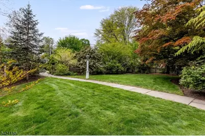 63 Highland Ave, Glen Ridge, NJ 07028 - Photo 12