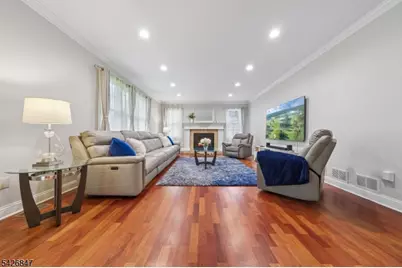 21 Winding Way, West Orange Township, NJ 07052 - Photo 4