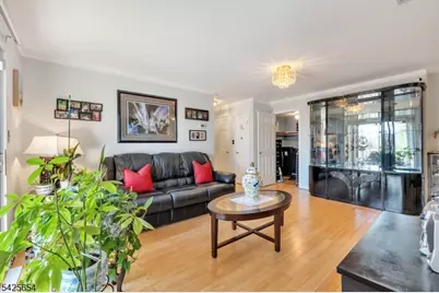 535-541 Bayway Ave #2B, Elizabeth, NJ 07202 - Photo 6