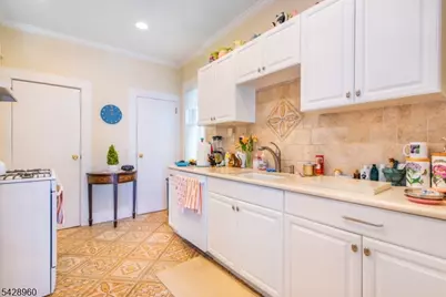 229 Tremont Ave, City Of Orange Twp., NJ 07050 - Photo 18