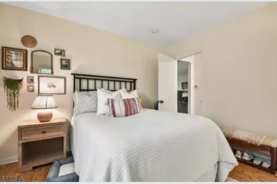 2 Aster Ter, Mendham, NJ 07945 - Photo 14