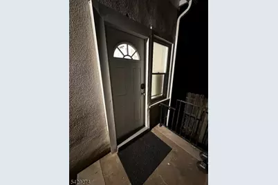 208 E 9th St, Plainfield, NJ 07060 - Photo 28