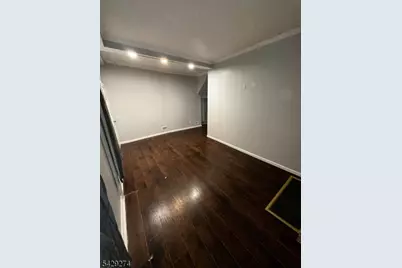 208 E 9th St, Plainfield, NJ 07060 - Photo 6