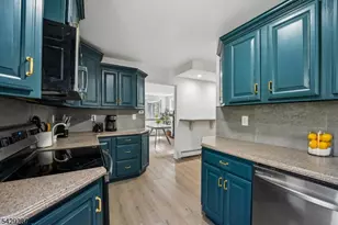 181 Orben Dr, Mount Arlington, NJ 07850 - Photo 10
