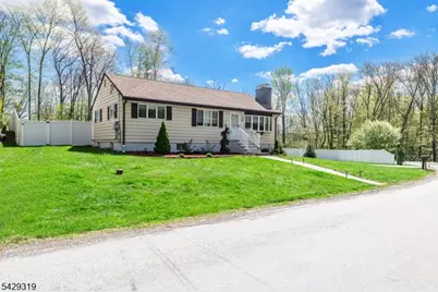 586 Clearview Dr, Hampton Township, NJ 07860 - Photo 1