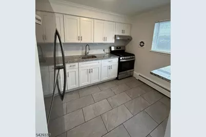 1173A Valley Rd, Wayne Twp., NJ 07470 - Photo 4