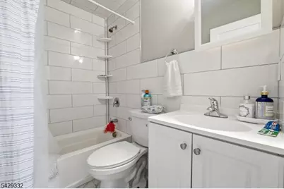 22 Lentz Ave, Newark, NJ 07105 - Photo 12