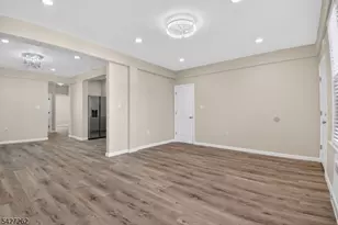 29 Wolf Pl, Irvington, NJ 07111 - Photo 16