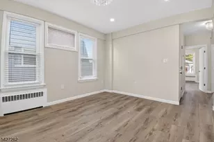 29 Wolf Pl, Irvington, NJ 07111 - Photo 4