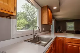 317 Livingston St, Bound Brook, NJ 08805 - Photo 16