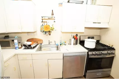 381 Bloomfield Ave, Montclair, NJ 07042 - Photo 16