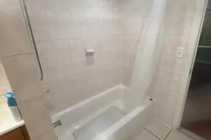 26 Lisa Ct, Newark, NJ 07112 - Photo 4