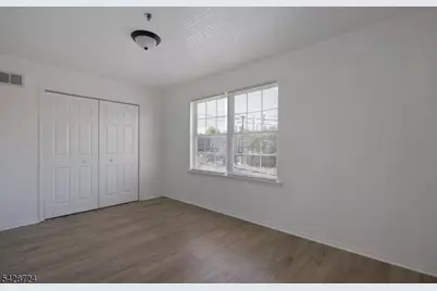 566 Pennsylvania Ave #E1, Elizabeth, NJ 07201 - Photo 18