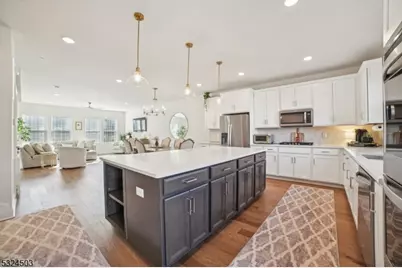5 Marigold Ct, Warren Township, NJ 07059 - Photo 12