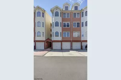 566 Pennsylvania Ave #E2, Elizabeth, NJ 07201 - Photo 22
