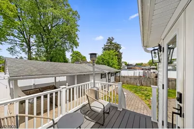 10 Hillcrest Ter, Linden, NJ 07036 - Photo 24