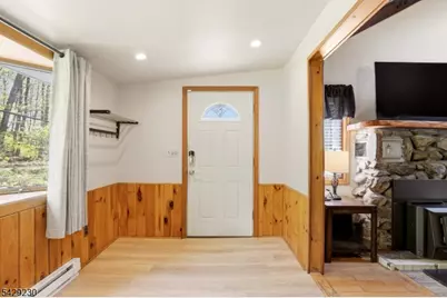 5 Sanoset Rd, Vernon, NJ 07422 - Photo 8