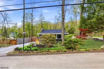 5 Sanoset Rd, Vernon, NJ 07422 - Photo 20