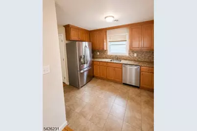 1028 Bond St #2, Elizabeth, NJ 07201 - Photo 6