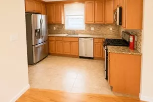 1028 Bond St, Elizabeth, NJ 07201 - Photo 8