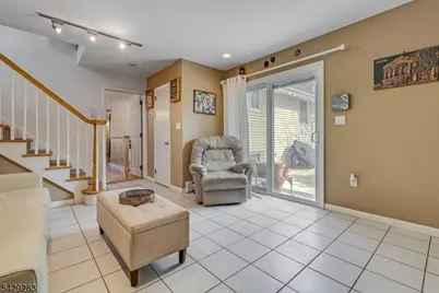 40 Catherine Ct, Cedar Grove, NJ 07009 - Photo 22