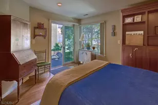 11 Tory Ct, Bedminster Township, NJ 07921 - Photo 10
