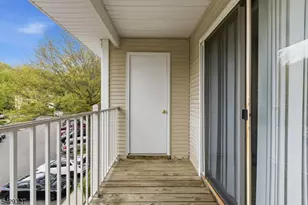 26 Brookside Ln, Mount Arlington, NJ 07856 - Photo 8