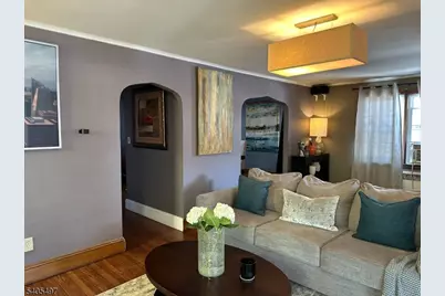 123 E 6th Avenue, Roselle, NJ 07203 - Photo 4