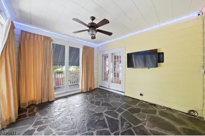 748 Livingston Rd, Elizabeth, NJ 07208 - Photo 12