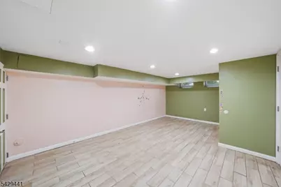 748 Livingston Rd, Elizabeth, NJ 07208 - Photo 8