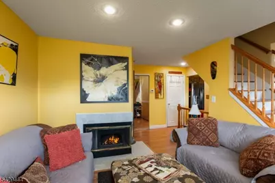 89 Vaughan Dr #89, Newark, NJ 07103 - Photo 4