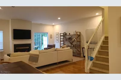32 Allister Ct, Lincoln Park, NJ 07035 - Photo 8