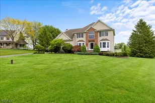 5 Prall Ct, East Amwell Township, NJ 08551 - Photo 2